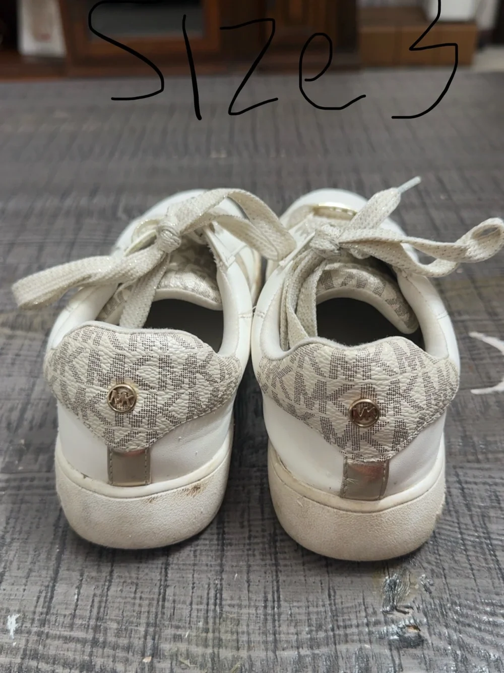 Michael Kors Cream/White Logo Accent Low-Top Sneakers